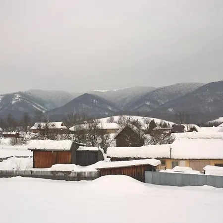 Turistická Ubytovňa 8 * Runina