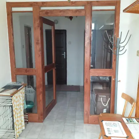 Turistická Ubytovňa 8 *